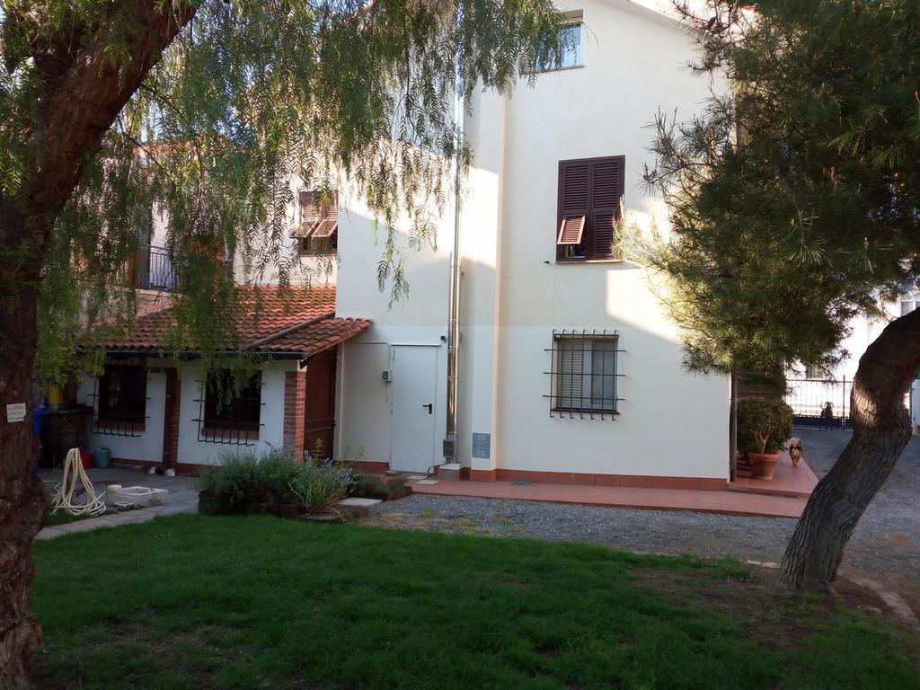 Casa Zafferano Guest House Albenga Exterior photo
